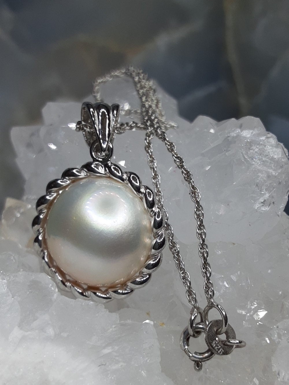 925 Genuine Mabe Pearl Pendant With Chain. PRICE IS FIRM.